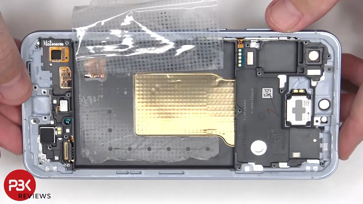 کالبد شکافی گوشی Samsung A55