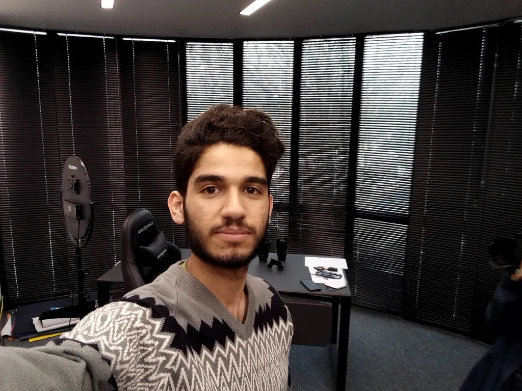 Gplus S10 Selfi 1 نقد و بررسی مشخصات گوشی جی پلاس S10