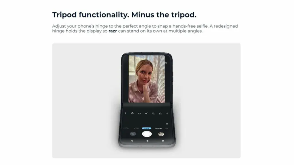 بررسی دوربین موتورولا Razr 2022