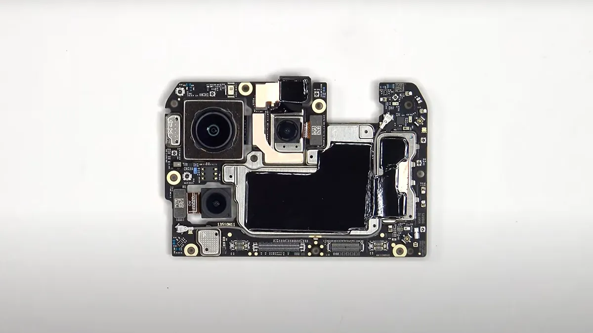 Xiaomi Poco F6 Pro Teardown 5 کالبدشکافی گوشی شیائومی Poco F6 Pro