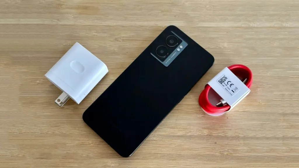 مشخصات شارژر OnePlus Nord N300