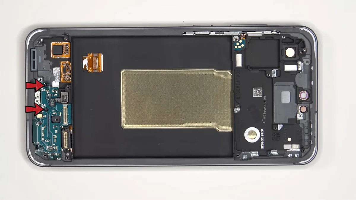samsung a56 teardown 14 کالبدشکافی گوشی Samsung A56