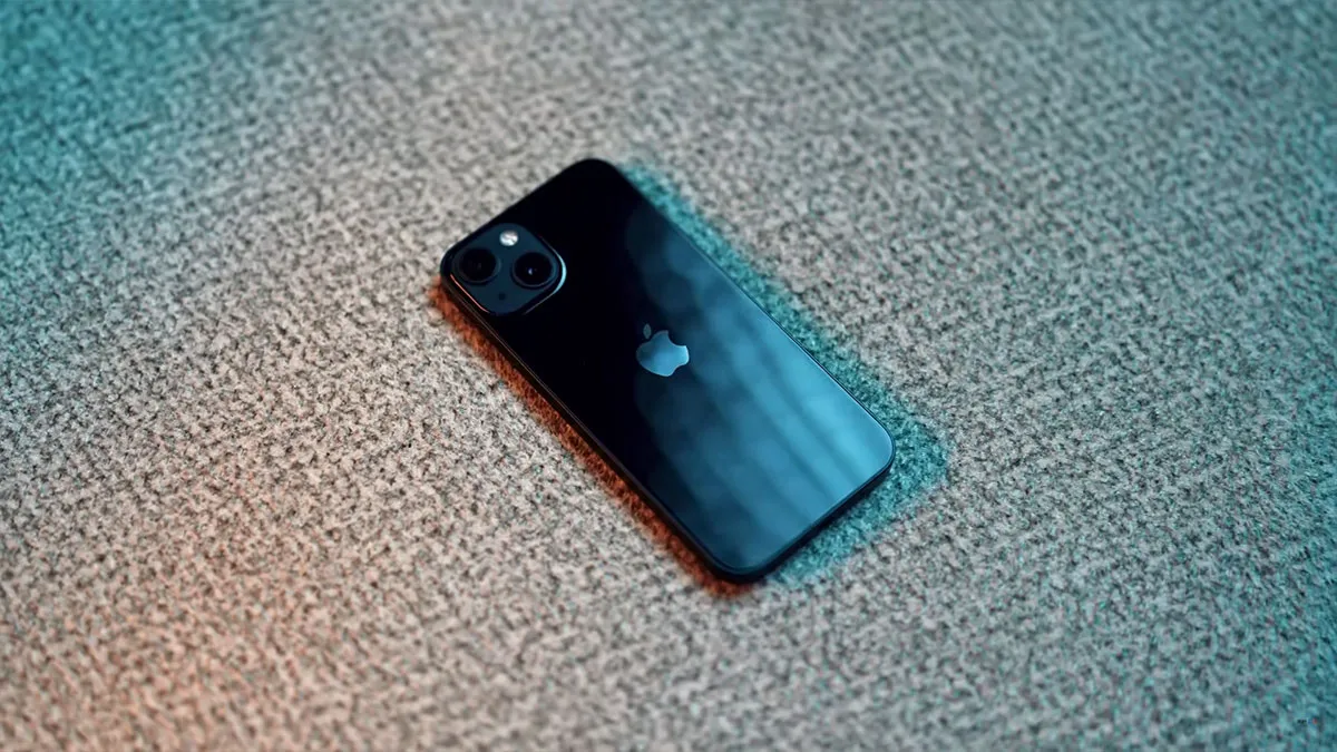 بررسی طراحی iPhone 13 در بلند مدت