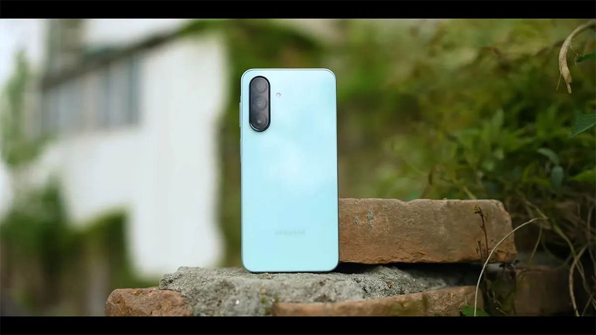 بررسی طراحی گوشی Samsung A26