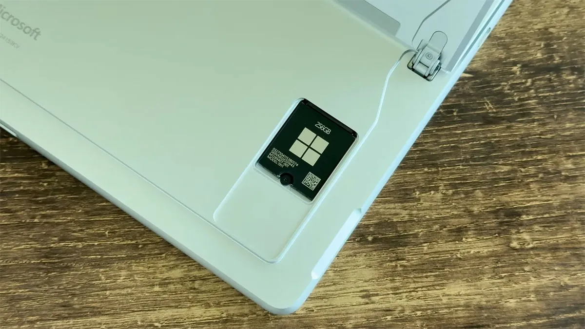 microsoft surface pro 11 ssd بررسی تبلت Surface Pro 11 مایکروسافت