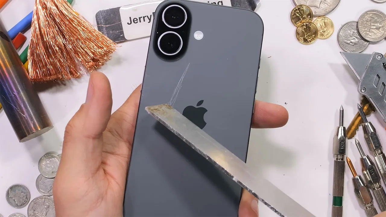 apple iphone 17 duribility test 7 تست مقاومت گوشی iPhone 17 اپل