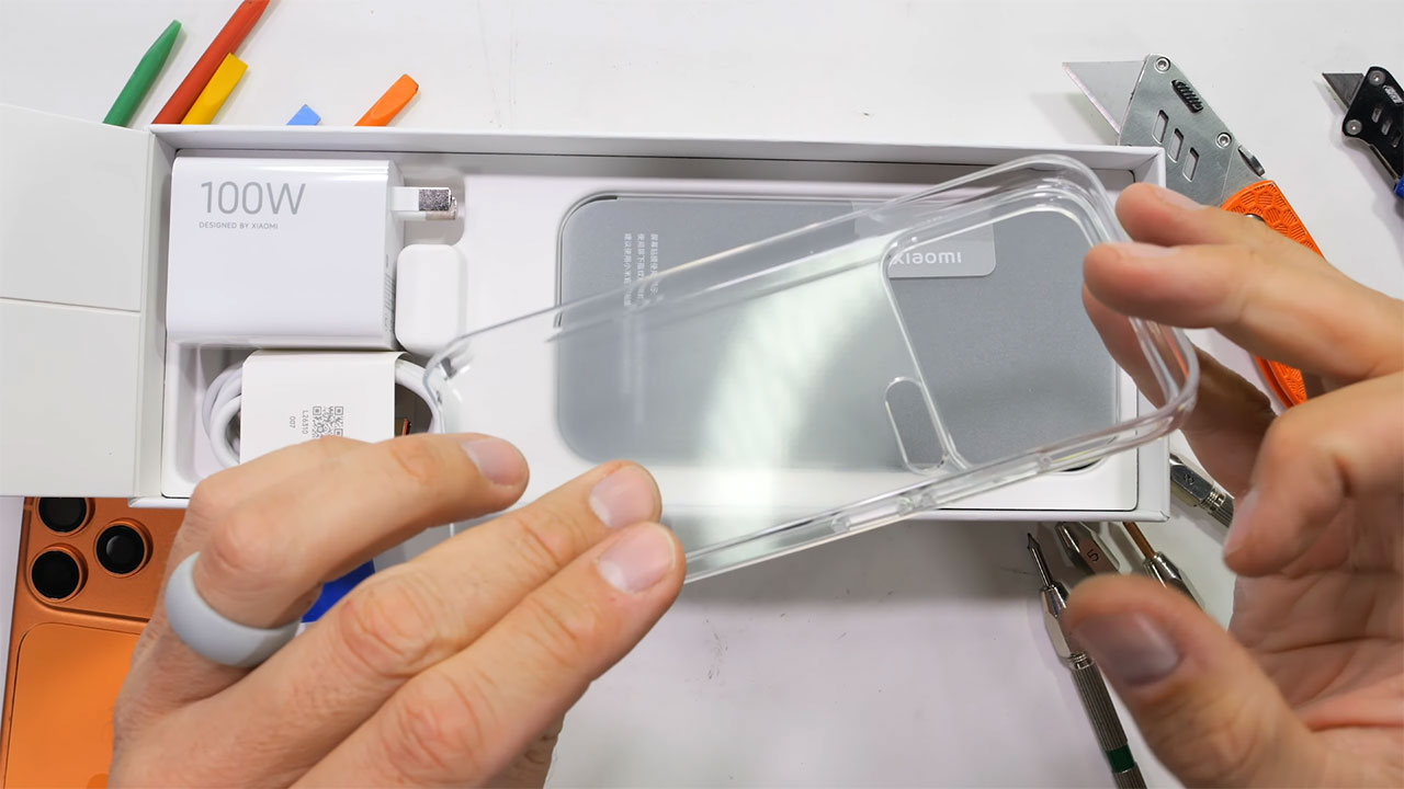 xiaomi 17 pro teardown 1 کالبدشکافی گوشی Xiaomi 17 Pro