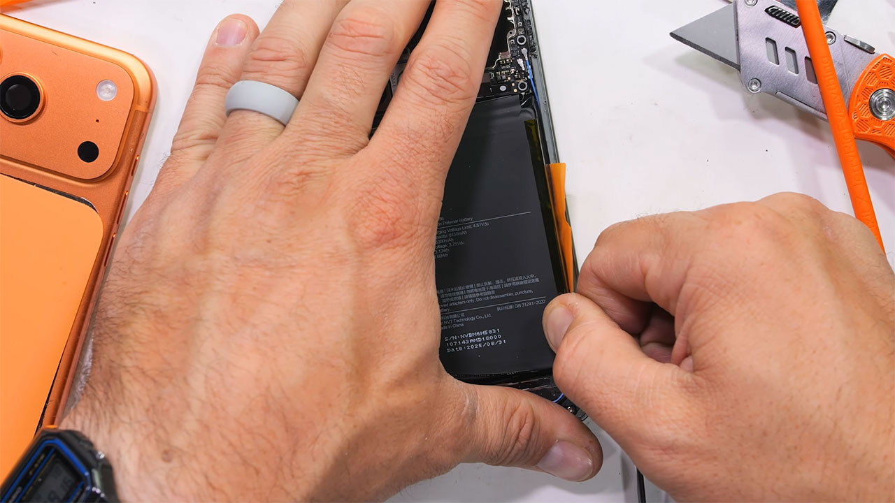 xiaomi 17 pro teardown 17 کالبدشکافی گوشی Xiaomi 17 Pro