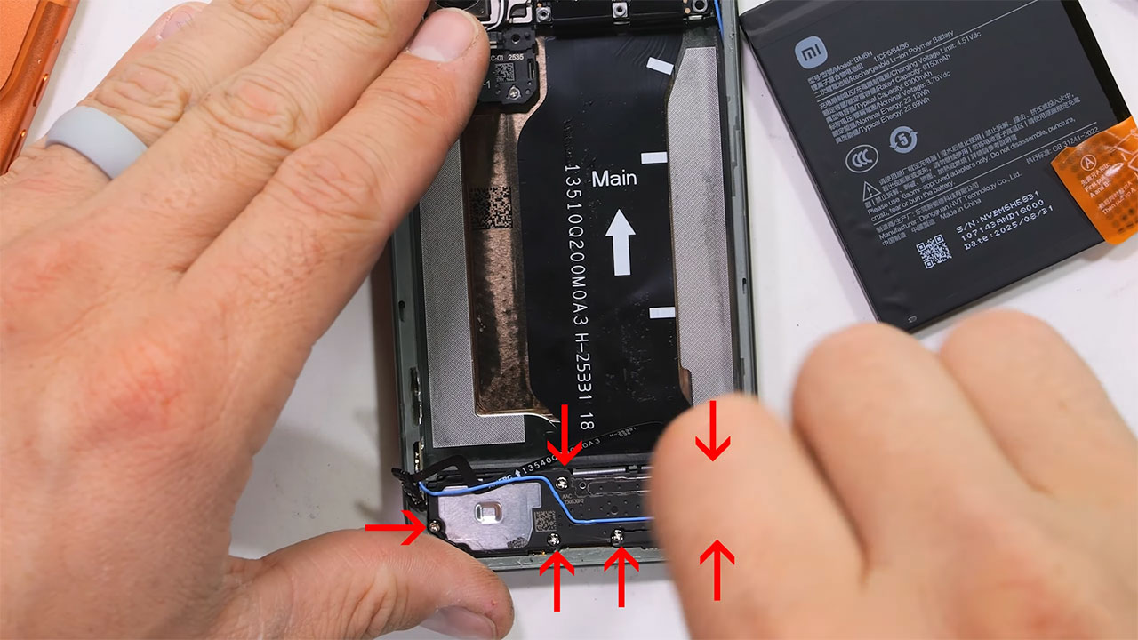 xiaomi 17 pro teardown 19 کالبدشکافی گوشی Xiaomi 17 Pro