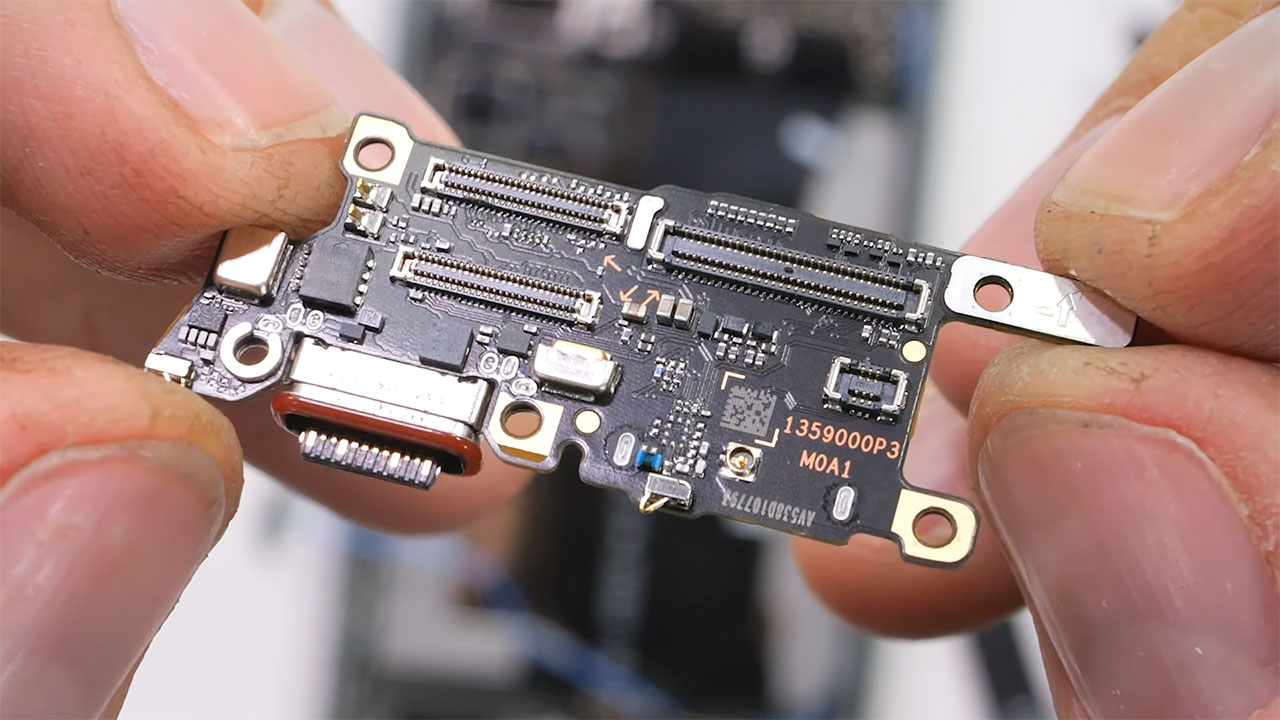 xiaomi 17 pro teardown 20 کالبدشکافی گوشی Xiaomi 17 Pro