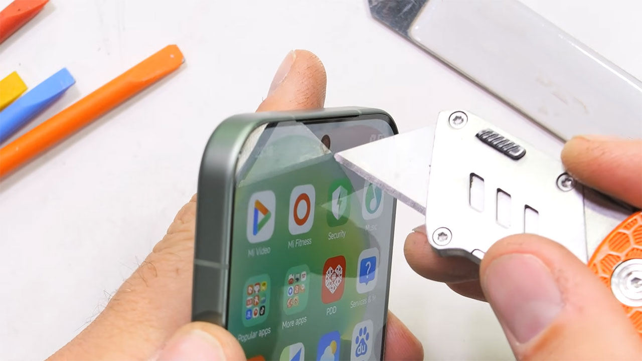 xiaomi 17 pro teardown 5 کالبدشکافی گوشی Xiaomi 17 Pro