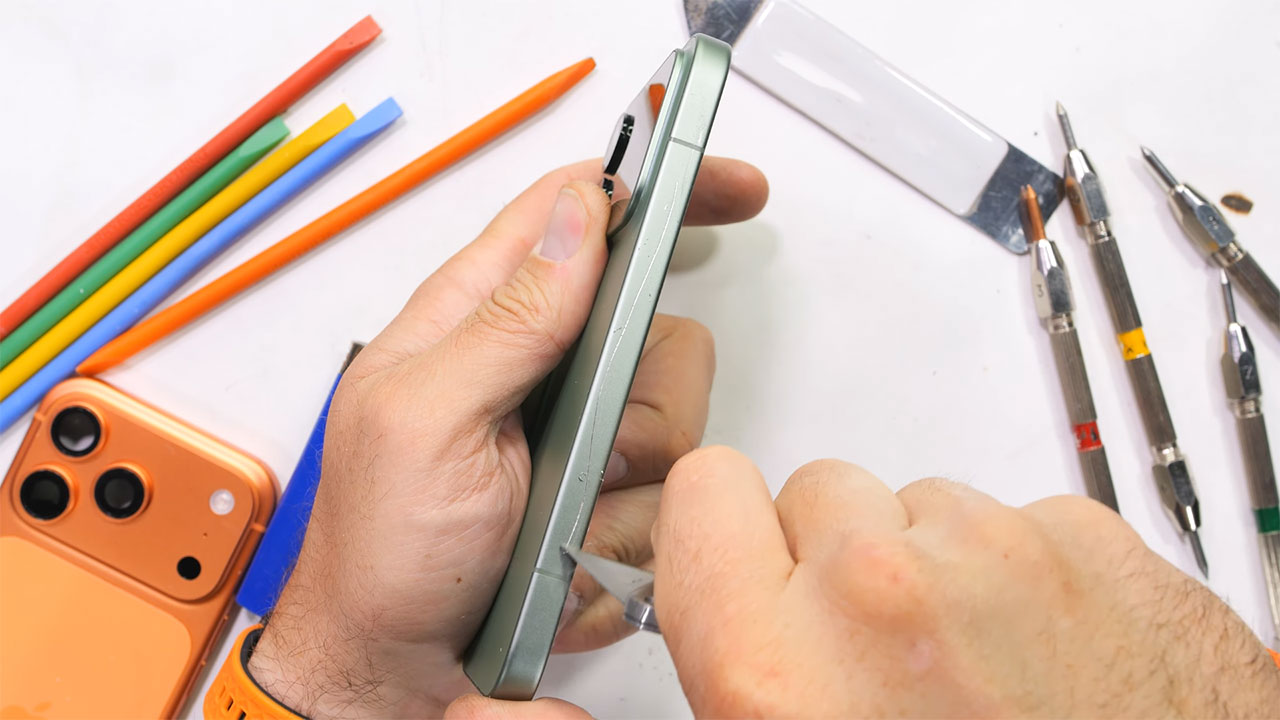 xiaomi 17 pro teardown 8 کالبدشکافی گوشی Xiaomi 17 Pro