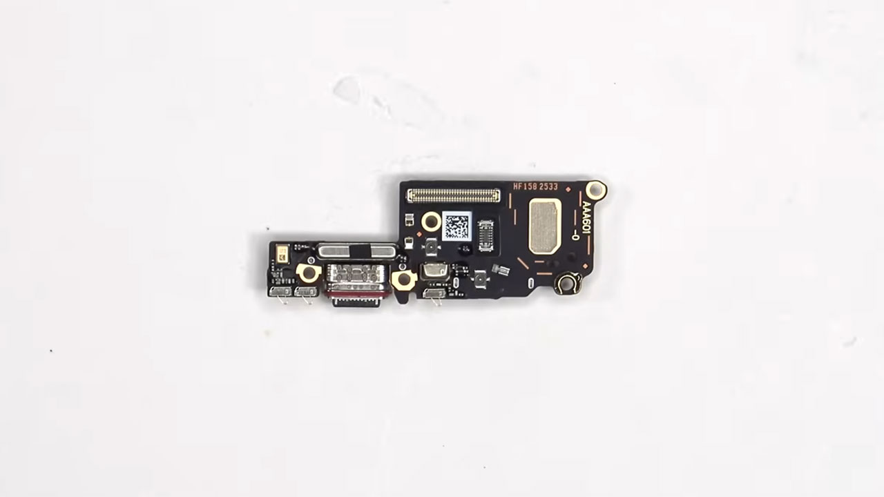 oneplus 15 teardown 13 کالبدشکافی گوشی OnePlus 15