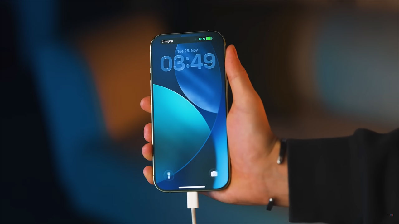 بررسی باتری گوشی iPhone 17