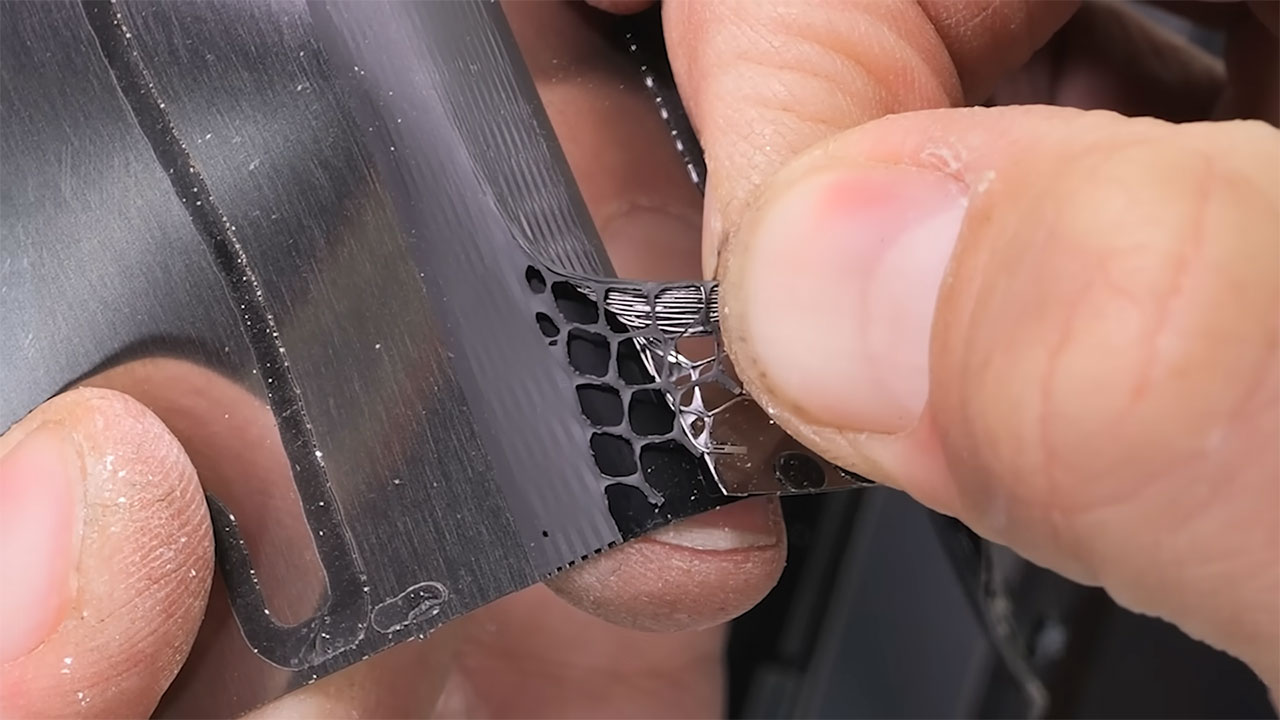 samsung z trifold duribility test 25 تست مقاومت گوشی Samsung Z Trifold